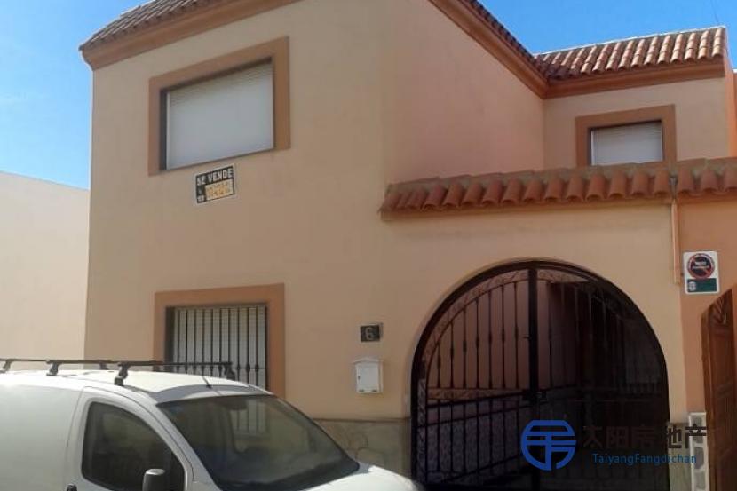 Duplex en Venta en El Alquian (Almería)