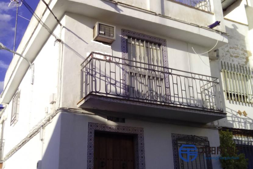 Casa en Venta en Cantillana (Sevilla)