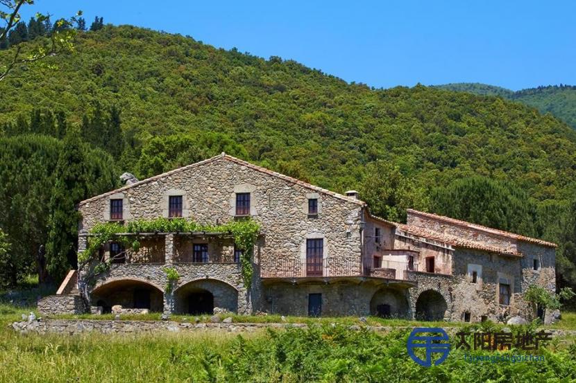 Villa en Venta en Maçanet De Cabrenys (Girona)