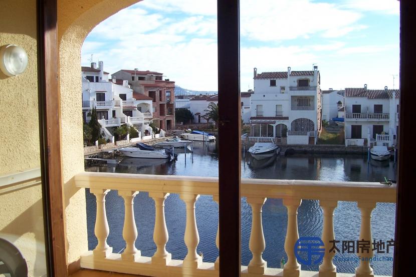 Apartamento en Venta en Castello D´Empuries (Girona)