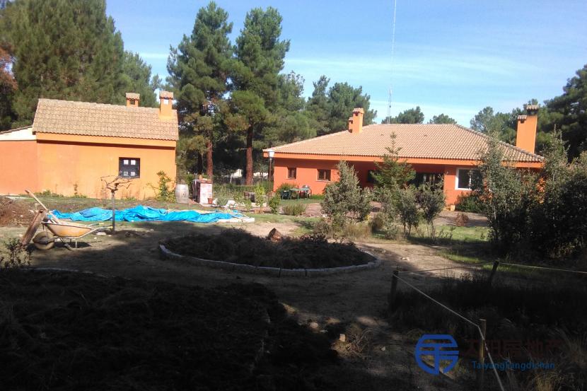 Chalet en Venta en Marugan (Segovia)