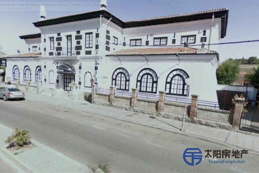 Edificio en Venta en Medina Del Campo (Valladolid)