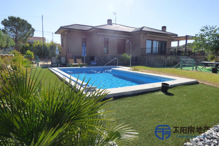 Chalet en Venta en San Martin De La Vega (Madrid)