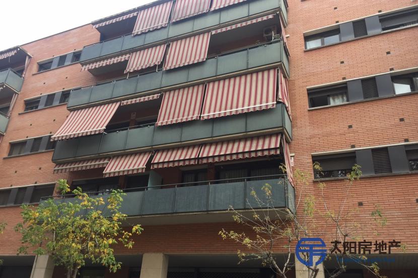 Piso en Venta en La Llagosta (Barcelona)