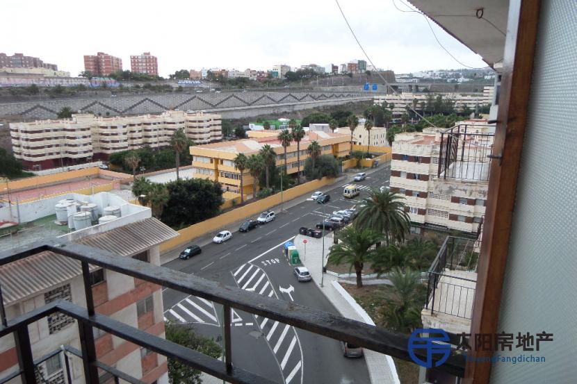 销售位于Las Palmas De Gran Canaria (加那利岛拉斯帕尔马省)市中心的公寓