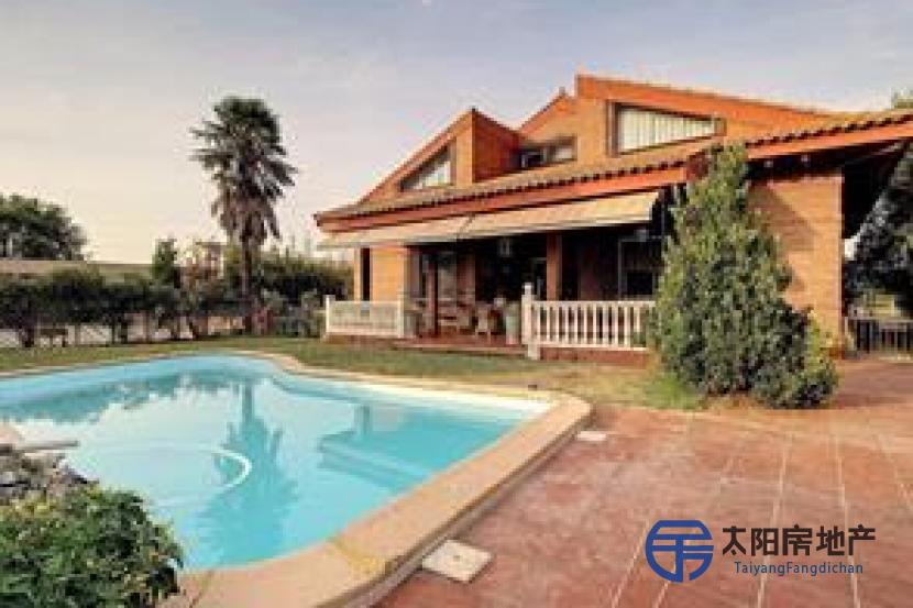 Chalet en Venta en Mejorada Del Campo (Madrid)