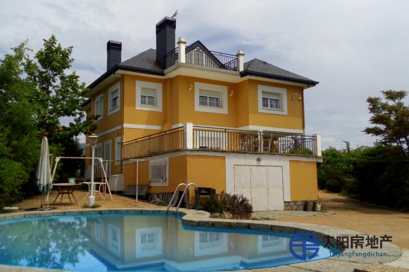 Chalet en Venta en El Boalo (Madrid)