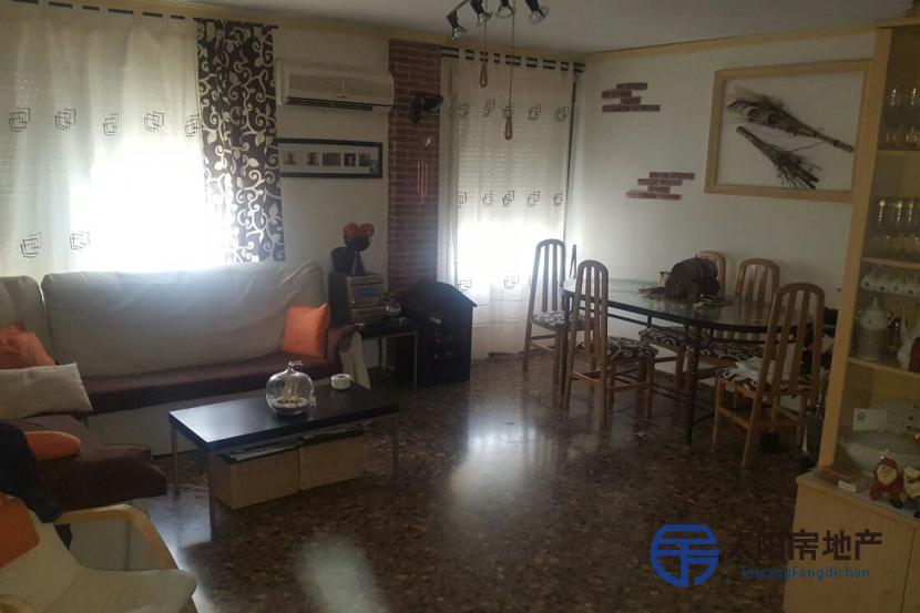 Piso en Venta en Torrent (Valencia)