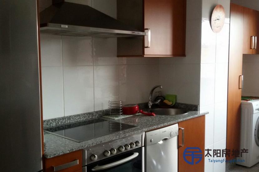 Piso en Venta en Biduido De Abaixo (Santa Maria De Biduido-Ames) (A Coruña)