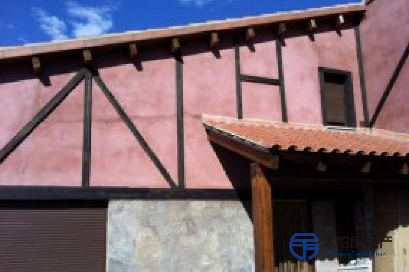 Chalet en Venta en Cilleros El Hondo (Salamanca)