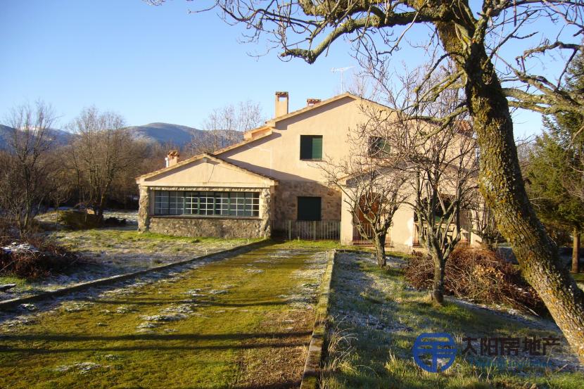 Chalet en Venta en Aldealengua De Pedraza (Segovia)