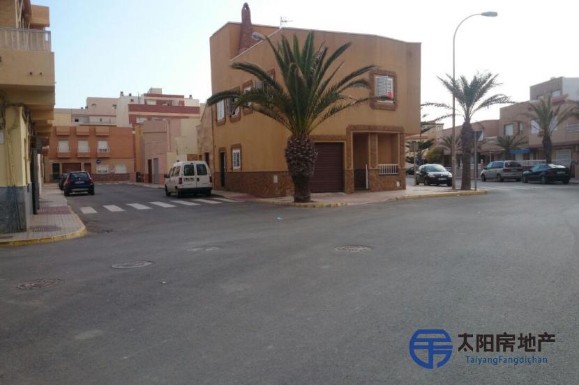 Casa en Venta en Balerma (Almería)