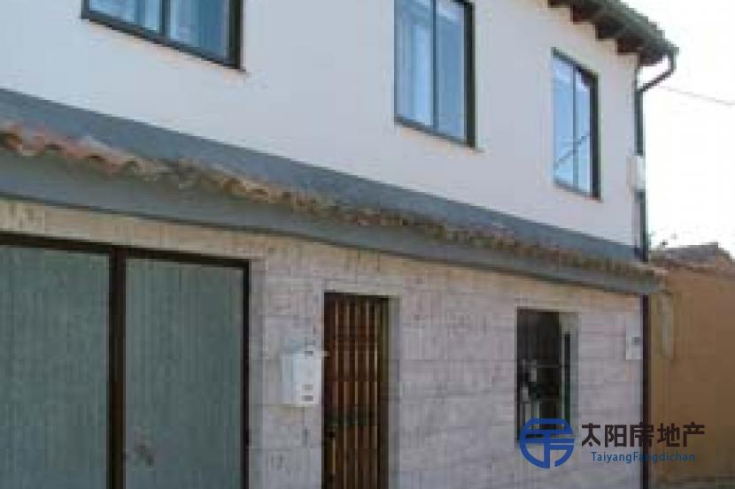 Casa en Venta en Abia De Las Torres (Palencia)