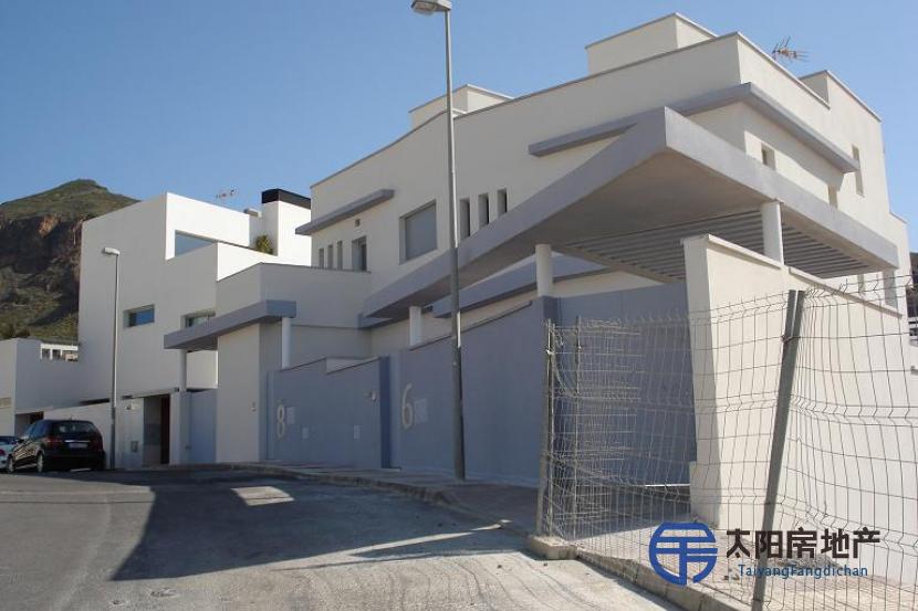 Vivienda Unifamiliar en Venta en Aguadulce (Almería)