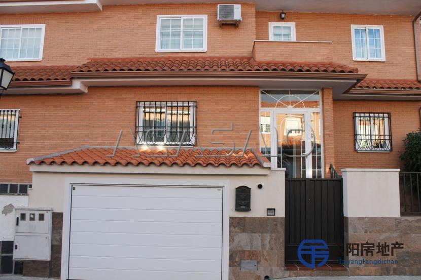 Chalet en Venta en Numancia De La Sagra (Toledo)