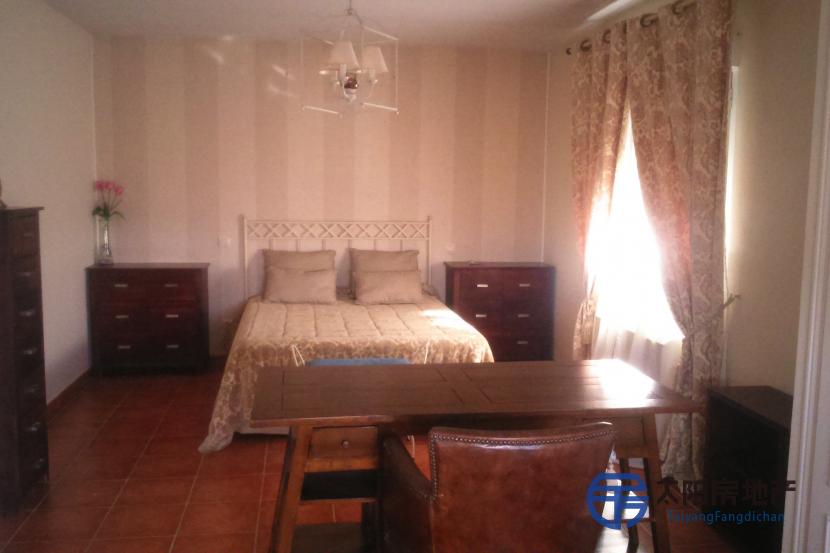 Chalet en Venta en Mentrida (Toledo)