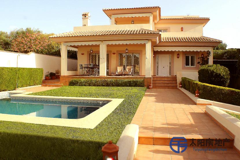 Chalet en Venta en Castilleja De La Cuesta (Sevilla)