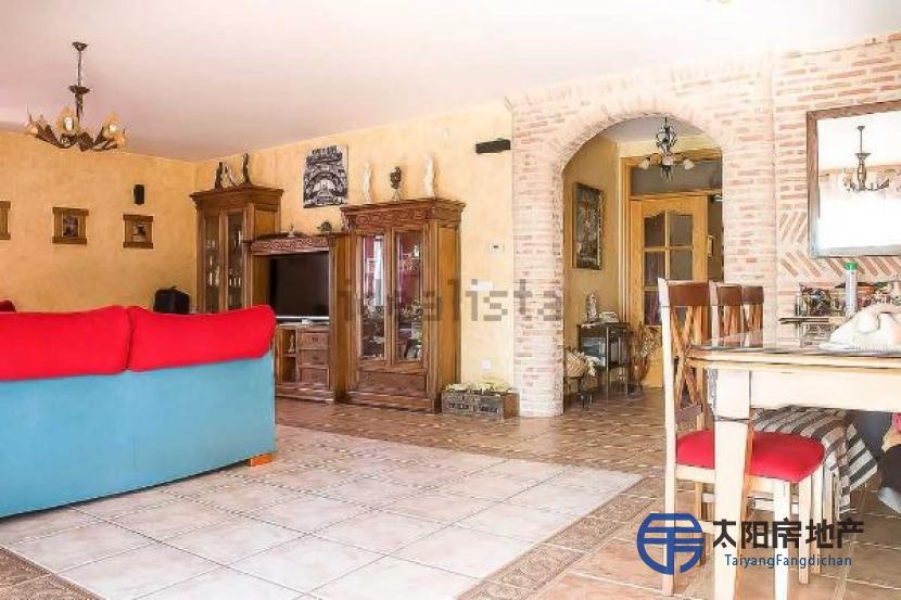 Chalet en Venta en Castellar De Santiago (Ciudad Real)