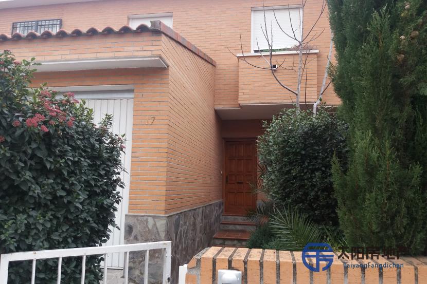 Casa en Venta en Olias Del Rey (Toledo)