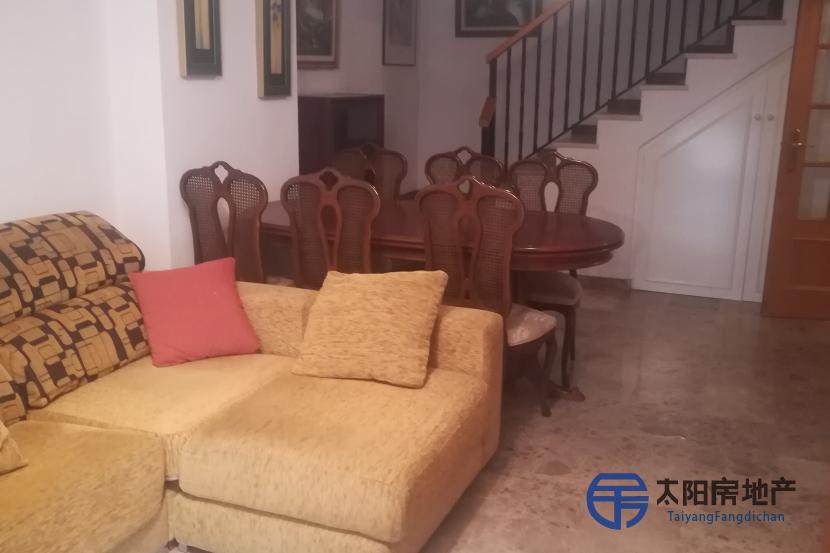 Duplex en Venta en Valencia