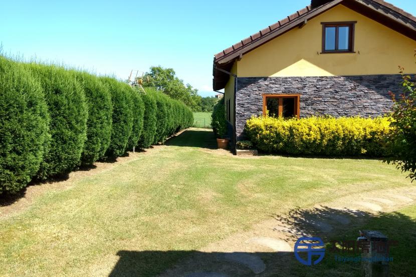 Casa en Venta en Orviz (Asturias)