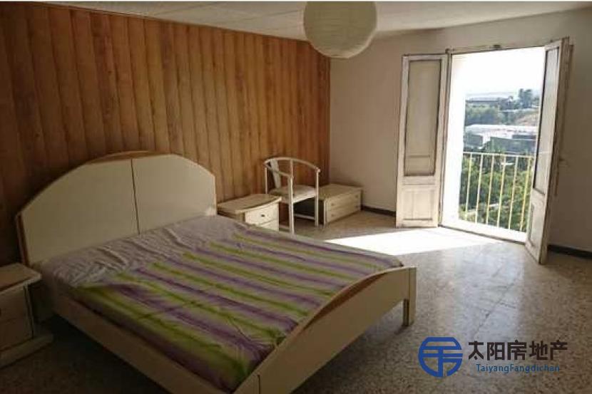 Casa en Venta en La Cenia (Tarragona)