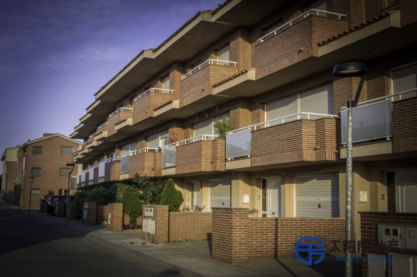 Vivienda Unifamiliar en Venta en Bell-Lloc D´Urgell (Lleida)