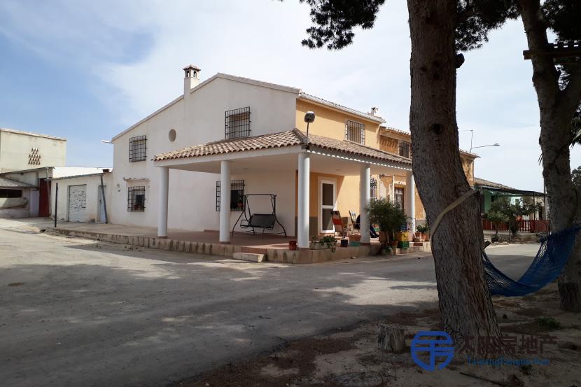 Villa en Venta en Cañada Del Romero (Murcia)