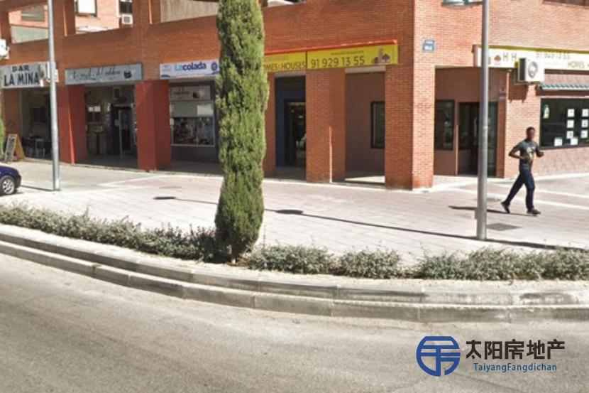Local Comercial en Venta en Torrejon De Ardoz (Madrid)