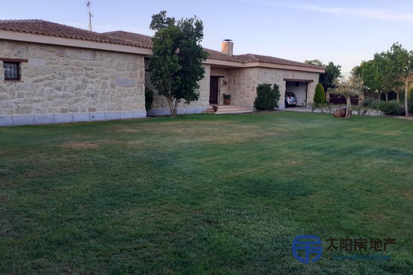 Chalet en Venta en Valverdon (Salamanca)