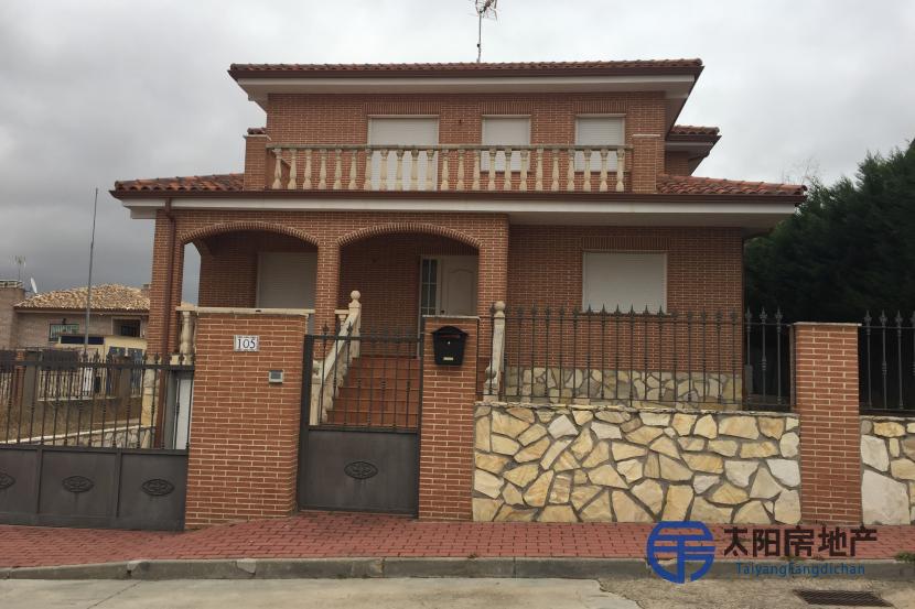 Chalet en Venta en Torrejon Del Rey (Guadalajara)