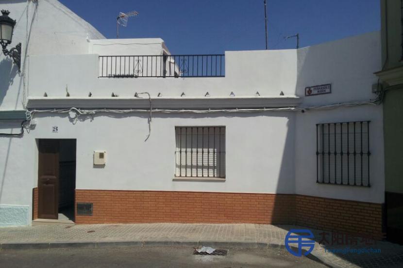 Casa en Venta en Moron De La Frontera (Sevilla)