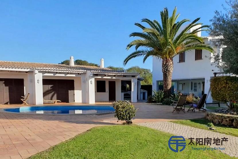 Villa en Venta en Albufeira (Faro)