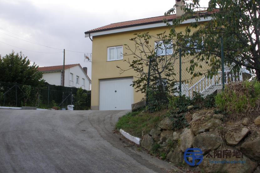 Chalet en Venta en Torrelavega (Cantabria)